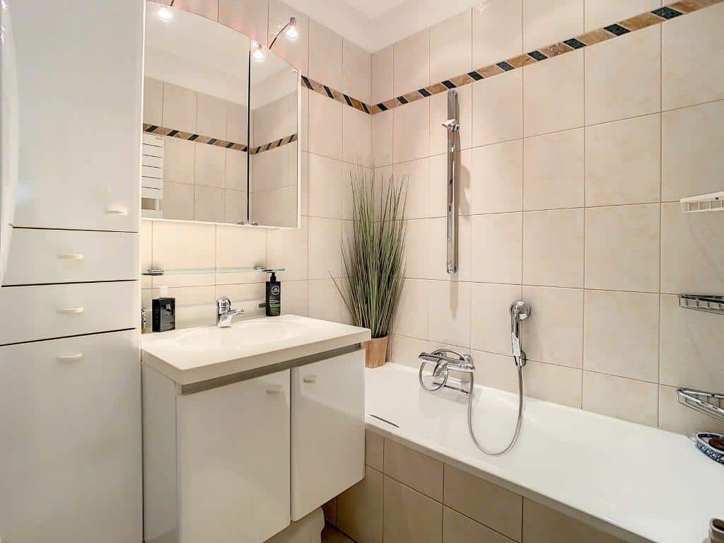 Badkamer - Prachtig appartement met terras op het westen - Ukkel - Elsene