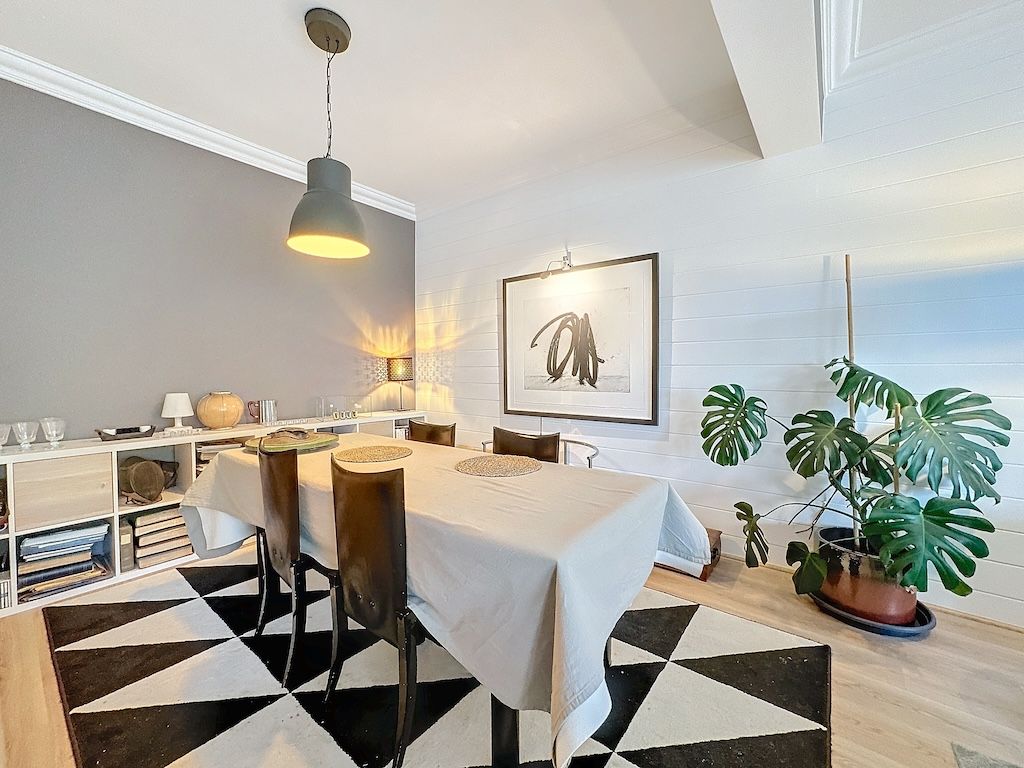Dining room - Cavell : Magnificent apartment with 2 terraces + parking - Uccle