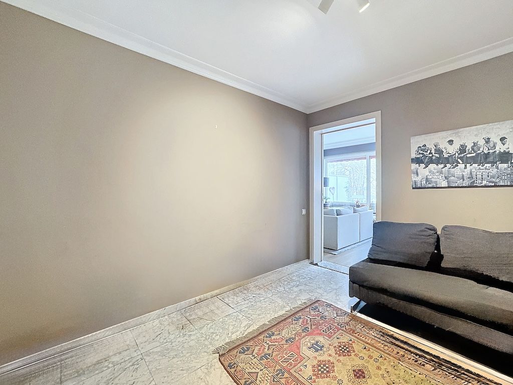 Living room - Cavell: Magnificent apartment with 2 terraces + parking - Uccle