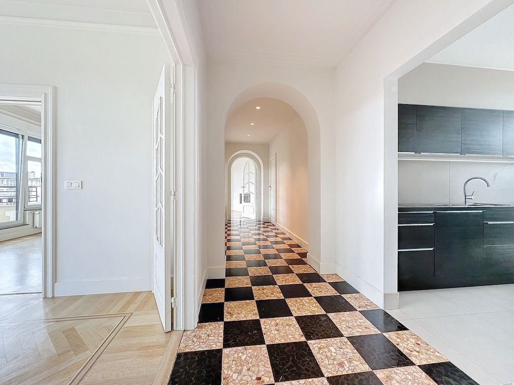 Kitchen - Exceptional apartment 2 bedrooms + maid's room 25m² - Etterbeek