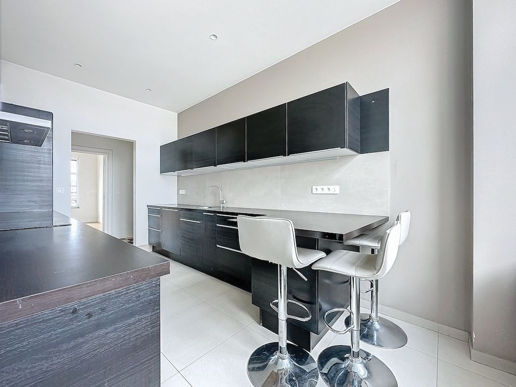 Kitchen - Exceptional apartment 2 bedrooms + maid's room 25m² - Etterbeek