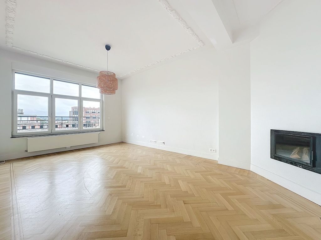 Living room - Exceptional apartment 2 bedrooms + maid's room 25m² - Etterbeek