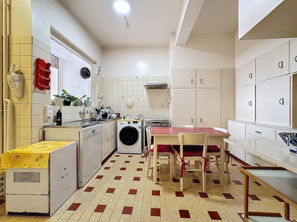 Keuken - Louise Châtelain - Mooie flat met terrassen + garage - Elsene