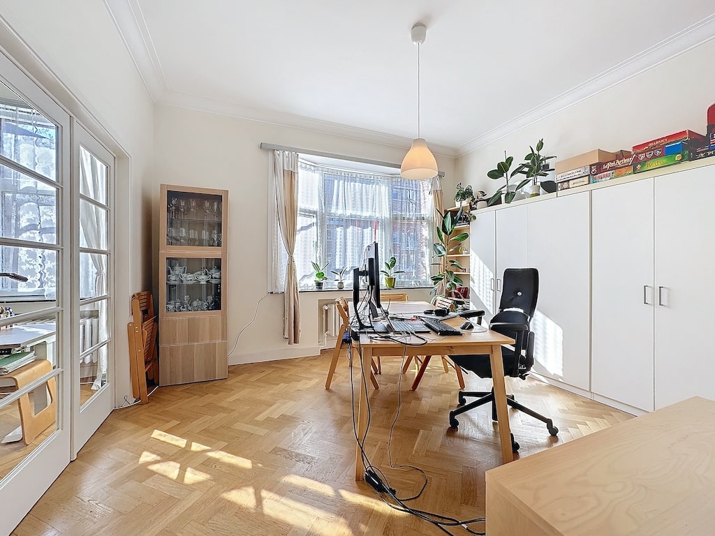 Office - Superb charming apartment - European Parliament - Ixelles