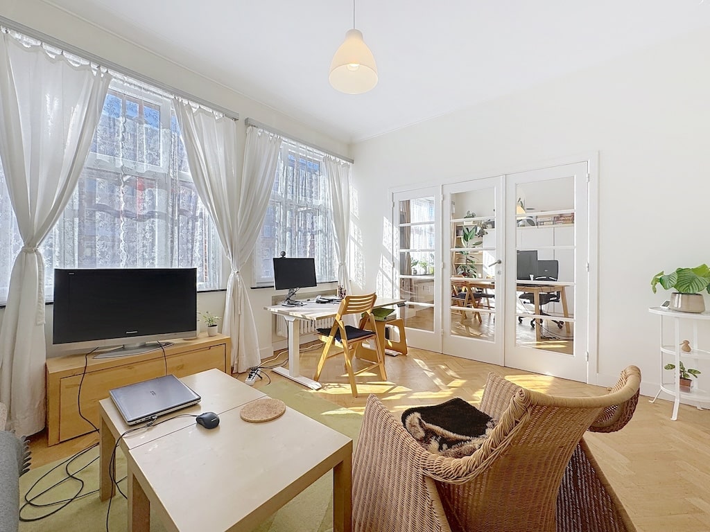 Living room - Charming apartment - European Parliament - Ixelles