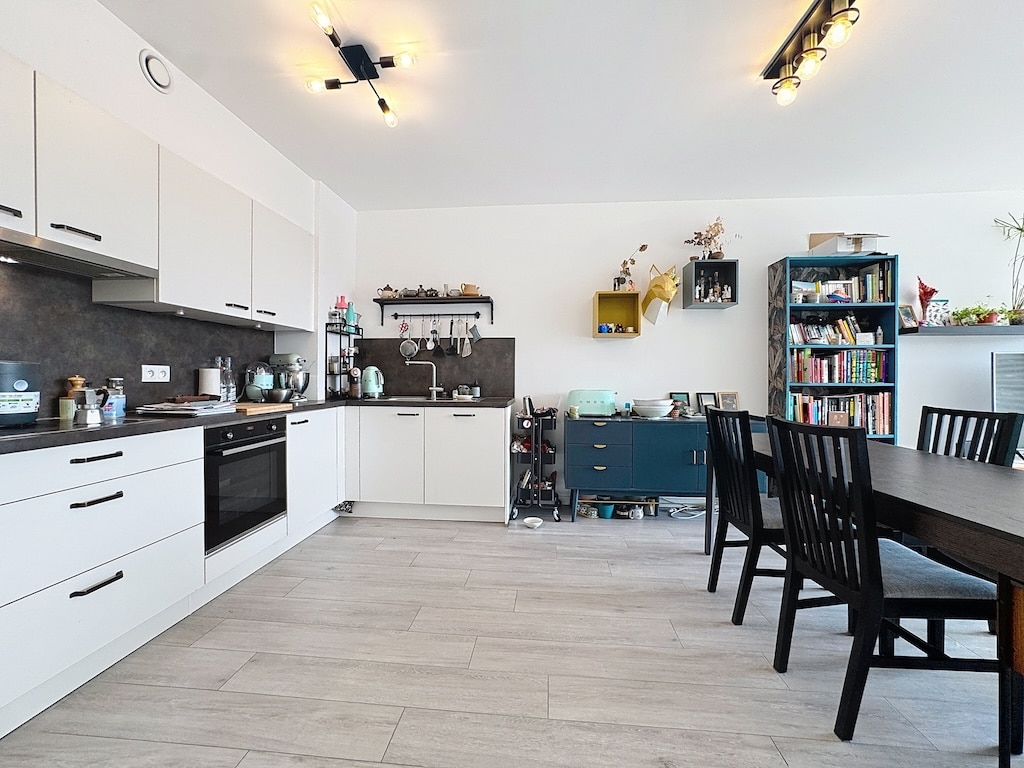 Cuisine - Appartement lumineux 2ch avec terrasse – Anderlecht