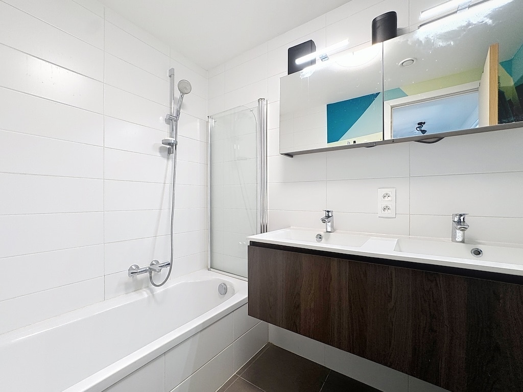 Salle de bain - Appartement lumineux 2ch avec terrasse – Anderlecht