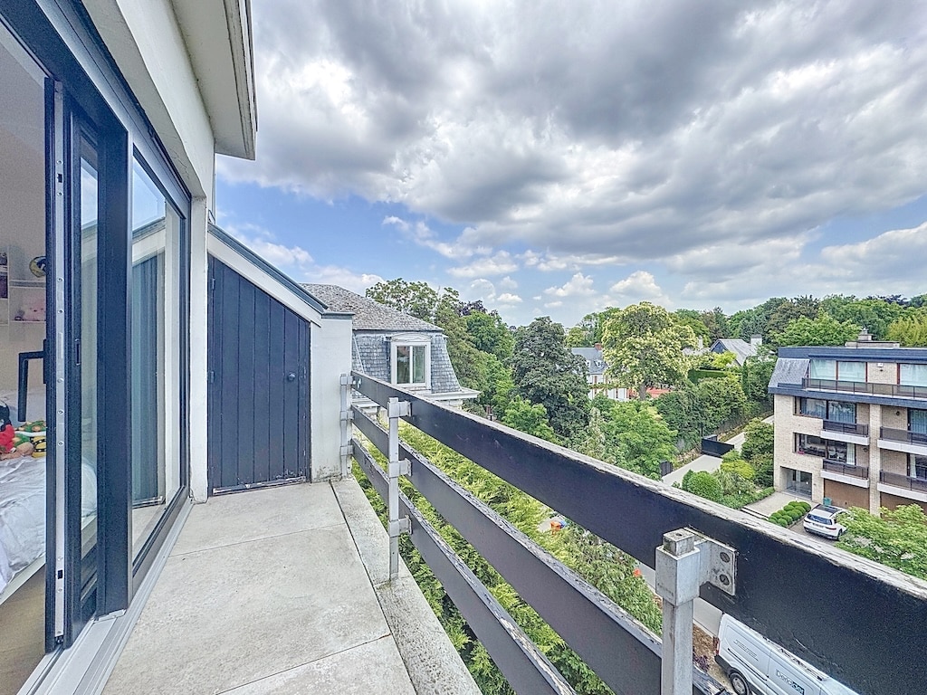 Balcony - Duplex Apartment 3bed terraces and garages - Hamoir - Uccle