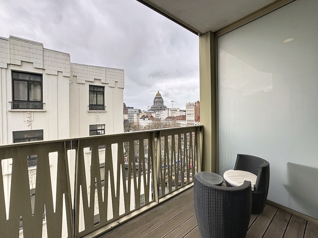 Balkon - Toison d'or : Uitzonderlijke studio met terras - Elsene