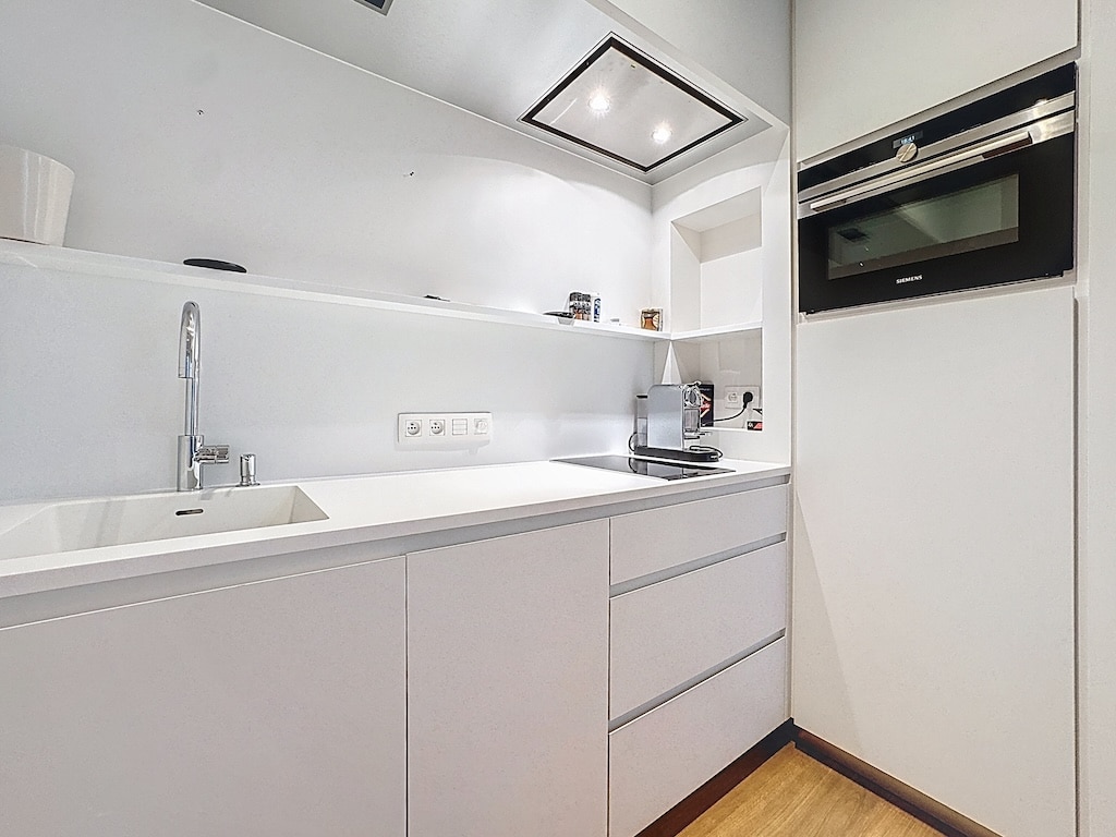 Keuken - Toison d'or : Uitzonderlijke studio met terras - Elsene