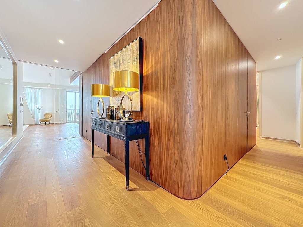 Hall - Exceptionnel appartement avec 3 terrasses – Toison d’or – Ixelles