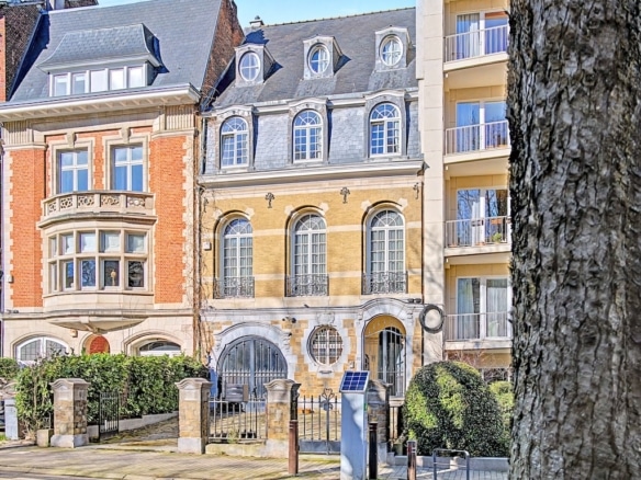 Quartier Eclectique Architecture Urbaine Yu Real Estatejpg