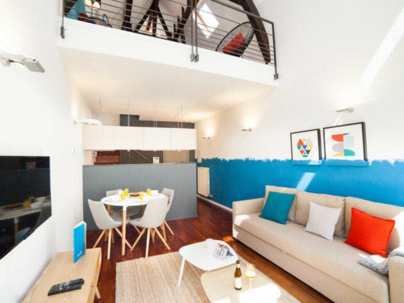 Appartement lumineux avec salon moderne cuisine ouverte et mezzanine   appartement 1 chambre  bruxelles